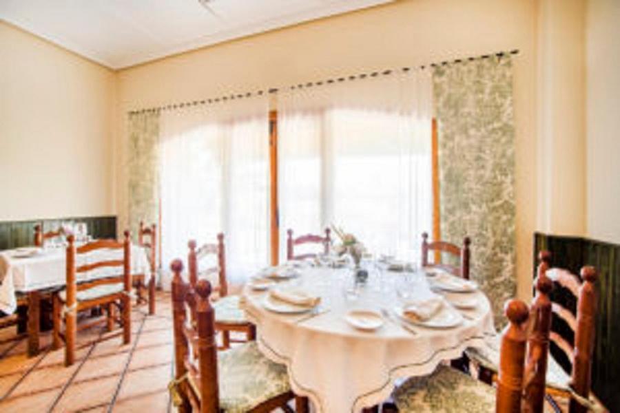 La Hosteria De Оропеса Екстер'єр фото
